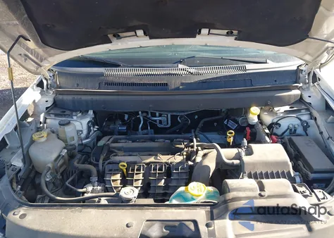 2018 Dodge Journey Sxt z USA, uszkodzony, nr VIN 3C4PDCBB9JT382231